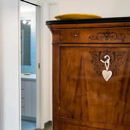 Ferienwohnung Mansardina - 1 Min From Accademia - Duplex Stylish And Cosy Venedig Exterior foto